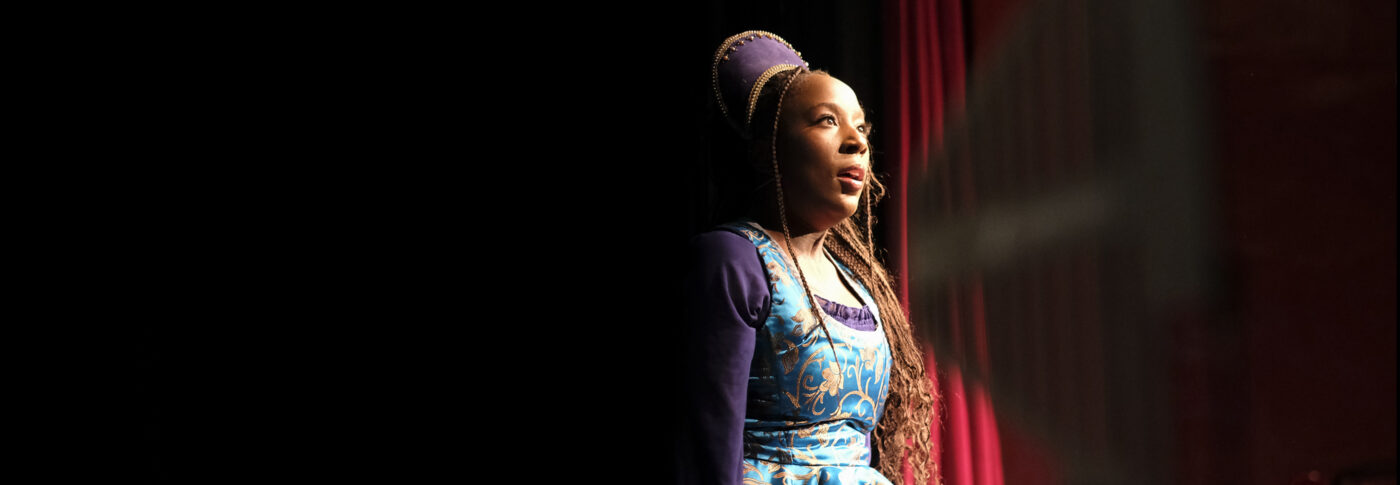 Actress side of stage